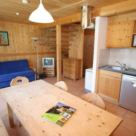 Feriendorf Chalet Type A *